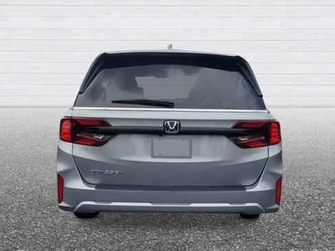 New 2026 Honda Odyssey EX-L image 3