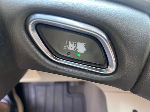 Used 2019 Buick LaCrosse Essence w/ Sun and Shade Package AWD/4WD image 17