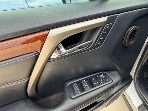 Used 2019 Lexus RX 350L FWD image 11