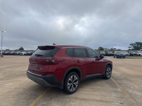 Certified 2023 Nissan Rogue SV w/ SV Premium B Package FWD image 20