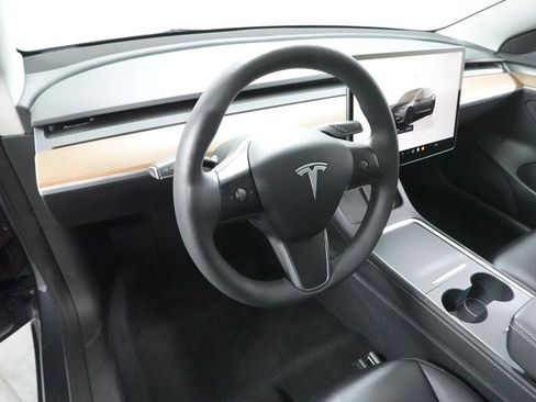 Used 2023 Tesla Model 3 Performance image 14