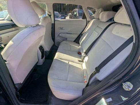 Used 2024 Hyundai Kona SEL image 10