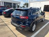 Used 2018 Jeep Cherokee Latitude Plus w/ Comfort/Convenience Group image 3