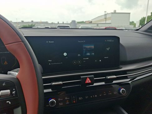 New 2027 Kia Sportage SX Prestige AWD/4WD image 11