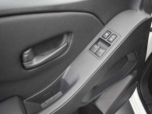 New 2026 Nissan Frontier S image 22