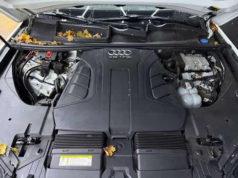 Used 2018 Audi Q7 3.0T Premium Plus w/ Premium Plus Package image 31