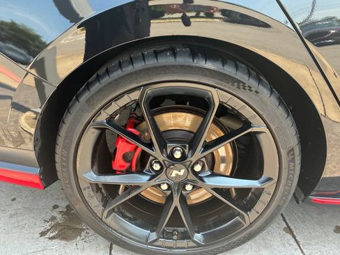 Used 2024 Hyundai Elantra N FWD image 13
