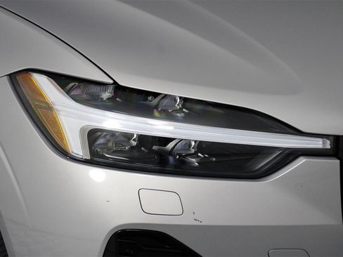 Certified 2025 Volvo XC60 B5 Plus image 26