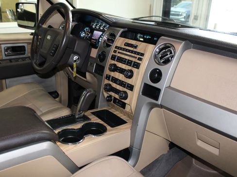 Used 2011 Ford F150 Lariat w/ Lariat Chrome Pkg AWD/4WD image 29