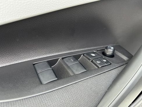 New 2026 Toyota Corolla SE FWD image 31
