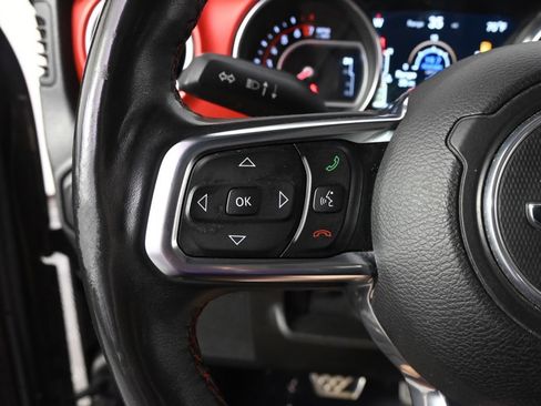 Used 2018 Jeep Wrangler Unlimited Rubicon AWD/4WD image 36