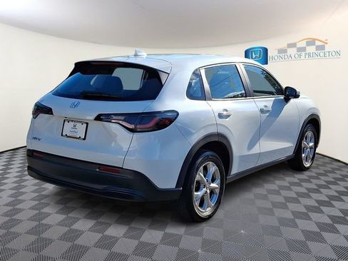 Certified 2024 Honda HR-V LX image 6