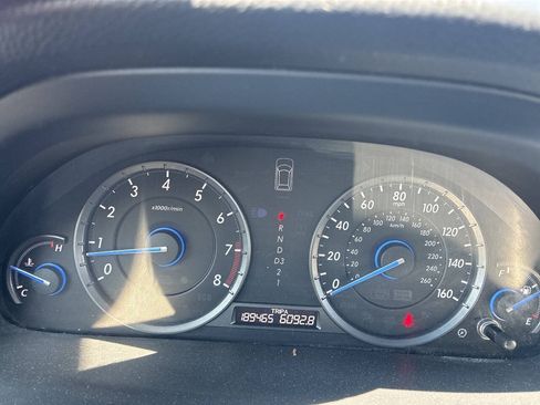 Used 2010 Honda Crosstour EX-L image 19