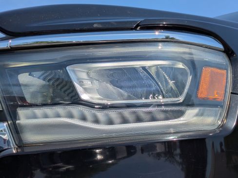 Used 2021 RAM 1500 Laramie RWD image 29