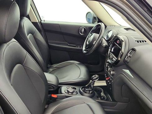 Used 2018 MINI Cooper Countryman with Technology & Premium Pack image 22