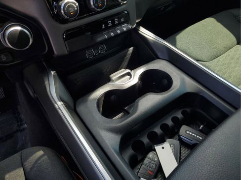 Certified 2025 RAM 1500 Big Horn image 27