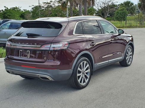 Used 2019 Lincoln Nautilus Select FWD image 7