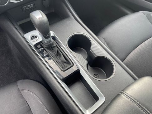 Used 2025 Nissan Altima 2.5 SV image 36