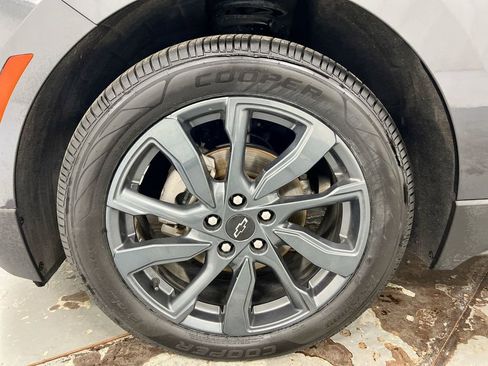 Used 2022 Chevrolet Equinox RS FWD image 26