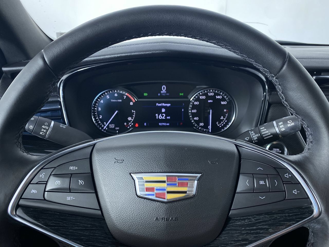 Used 2020 Cadillac XT5 Premium Luxury FWD image 3