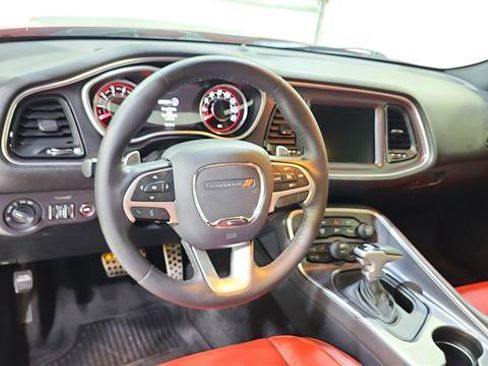 Used 2015 Dodge Challenger R/T Plus RWD image 19