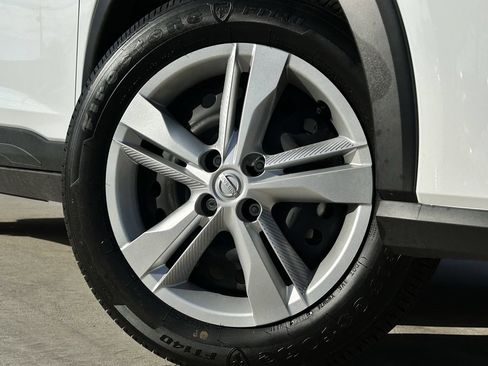 Used 2025 Nissan Kicks Play S FWD image 10