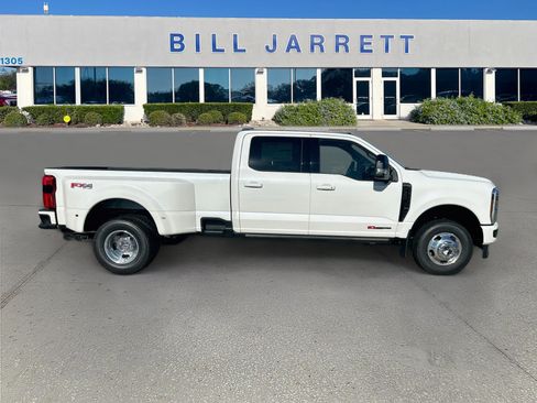 New 2026 Ford F350 Platinum AWD/4WD image 3