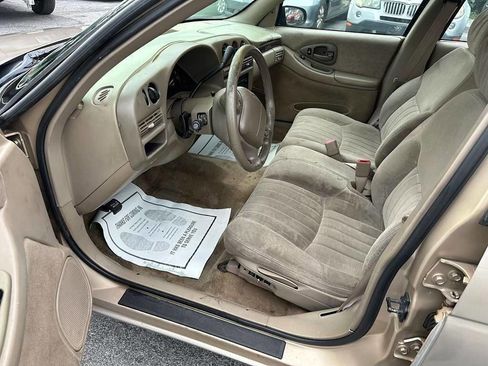 Used 1998 Chevrolet Lumina LS w/ Preferred Equipment Group 1 image 10