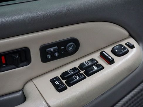 Used 2001 GMC Yukon XL 4WD image 45