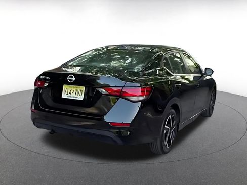 Used 2025 Nissan Sentra SV FWD image 16