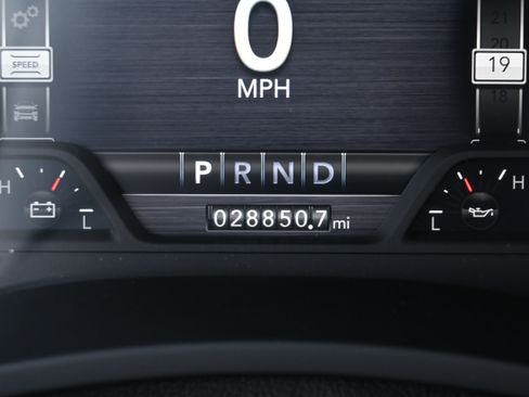 Used 2024 RAM 2500 Big Horn w/ Night Edition image 13