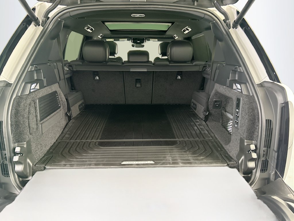New 2026 Land Rover Range Rover Long Wheelbase SE AWD/4WD image 27