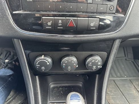 Used 2014 Chrysler 200 Touring w/ Cold Weather Group image 18