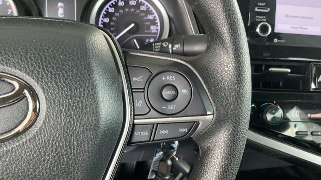 Used 2023 Toyota Camry LE FWD image 12