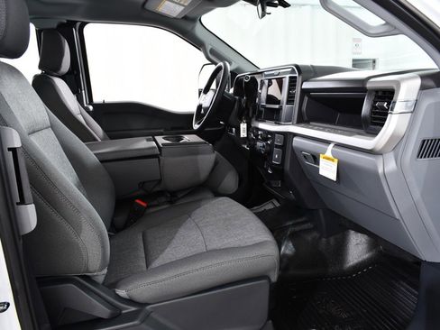 New 2026 Ford F250 XL w/ XL Off-Road Package image 10