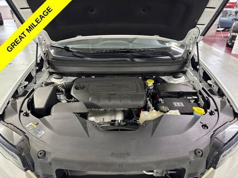 Certified 2021 Jeep Cherokee Latitude Plus AWD/4WD image 10