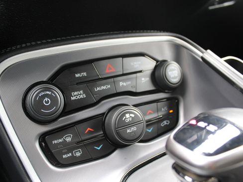 Used 2020 Dodge Challenger R/T Scat Pack RWD image 28