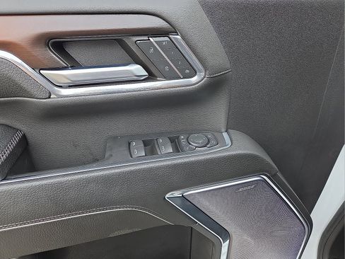 Used 2024 GMC Sierra 3500 Denali w/ Technology Package image 15