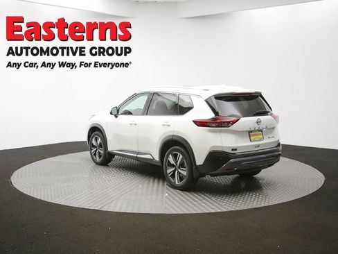 Used 2022 Nissan Rogue SL w/ SL Premium Package image 65