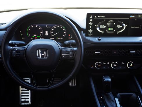 Used 2024 Honda Accord Sport image 19