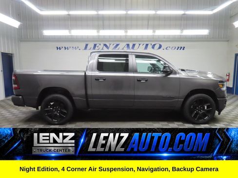 Used 2023 RAM 1500 Laramie AWD/4WD image 1