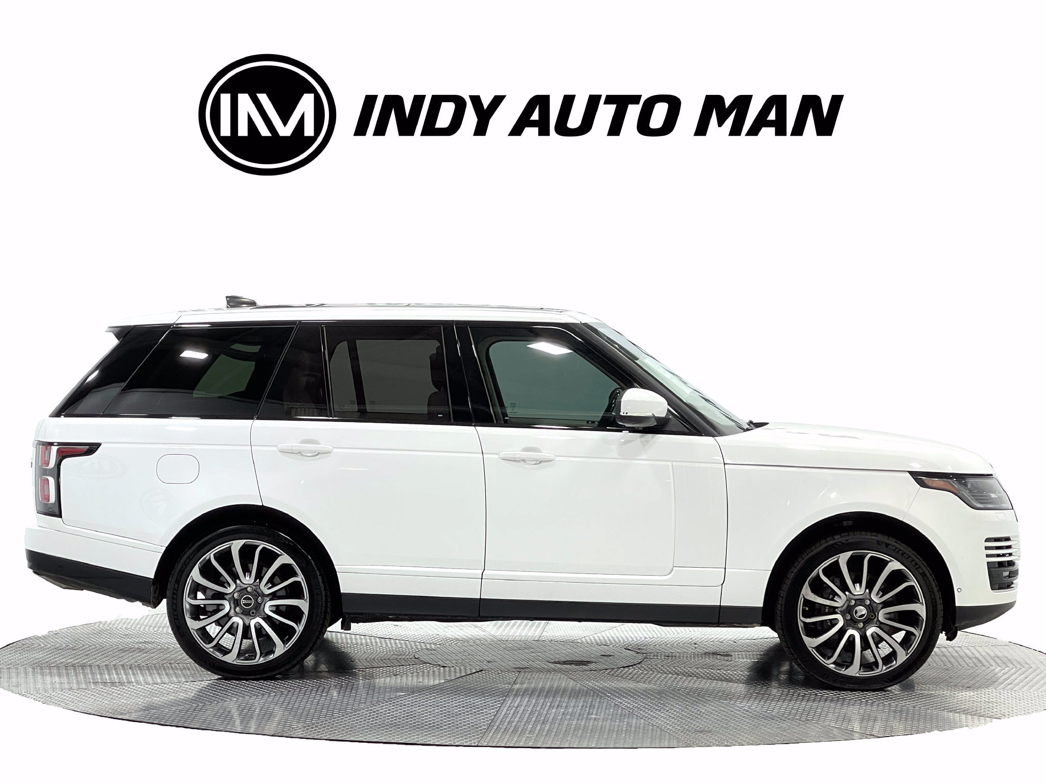 Used 2018 Land Rover Range Rover Supercharged AWD/4WD image 3