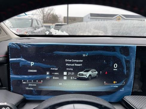 New 2026 Nissan Kicks SR w/ SR Premium Package image 10