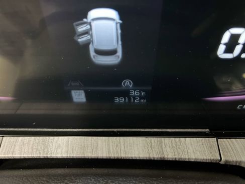 Used 2023 Kia Telluride EX image 13