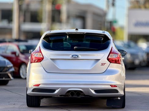 Used 2014 Ford Focus ST w/ Equipment Group 202A FWD image 11