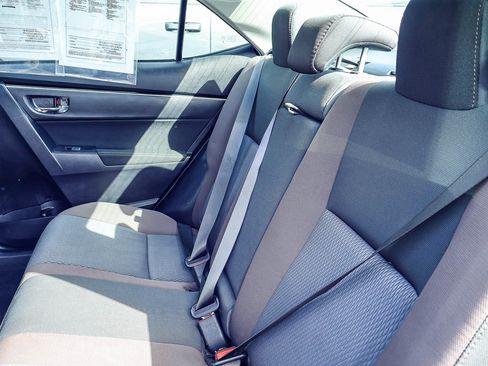 Used 2019 Toyota Corolla LE FWD image 13