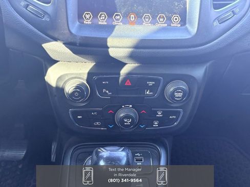 Used 2021 Jeep Compass Trailhawk image 15