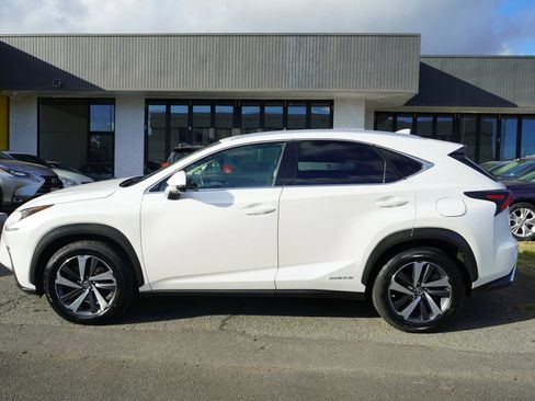 Used 2018 Lexus NX 300h AWD image 2