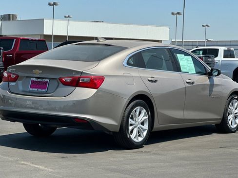 Used 2024 Chevrolet Malibu LT FWD image 4