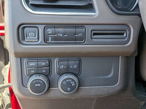 Used 2021 Chevrolet Tahoe Z71 AWD/4WD image 19